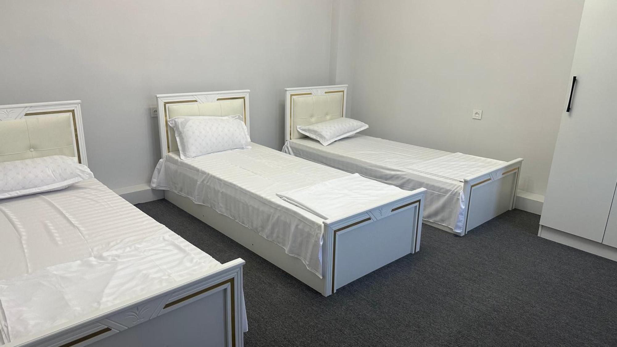 Nazar Hotel & Hostel Turkistan Luaran gambar